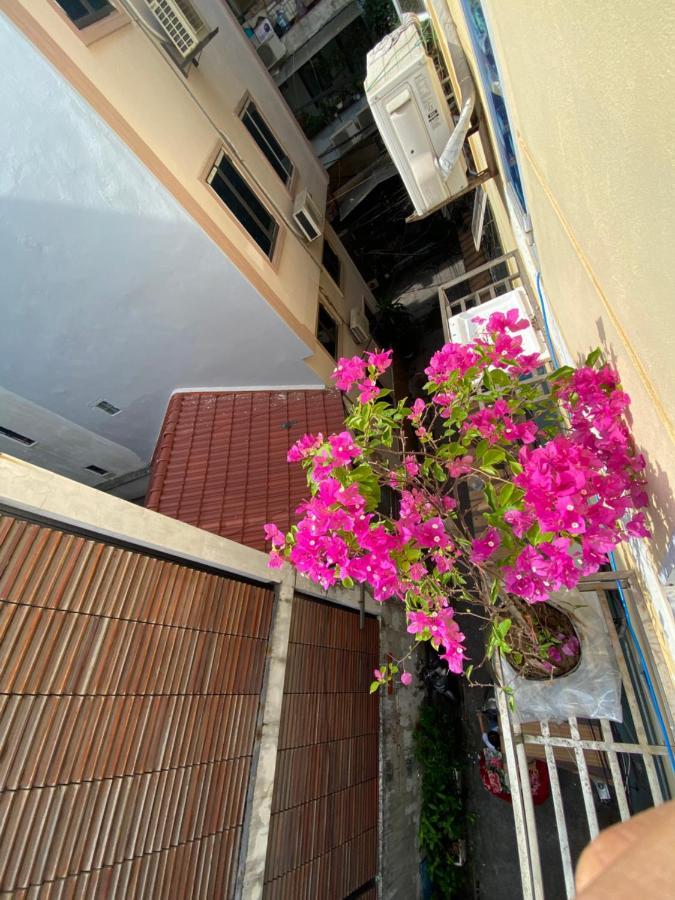 Omo House - Old Quarter - Easy Self Checkin Panzió Hanoi Kültér fotó